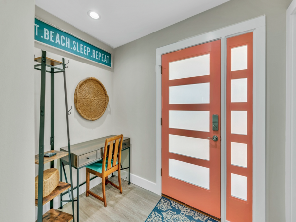 Holmes Beach Beautiful Coastal 4 Bedroom Vacation Home with Private Pool