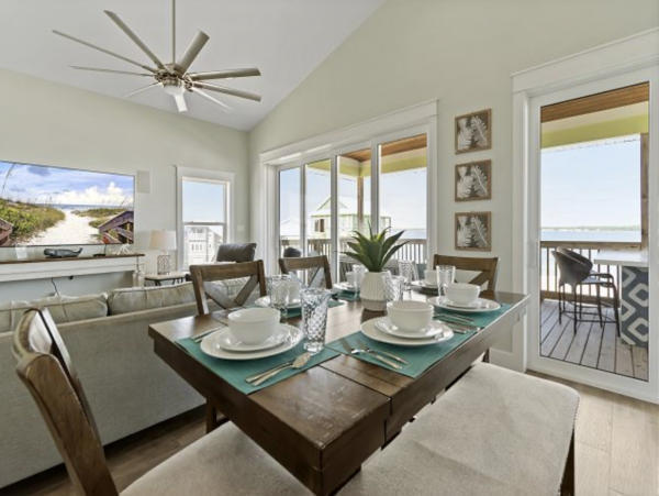 Navarre Beach Home Overlooking Santa Rosa Sound