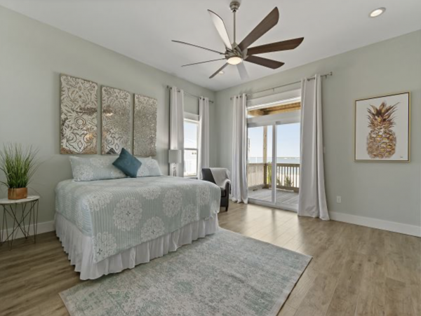 Navarre Beach Home Overlooking Santa Rosa Sound