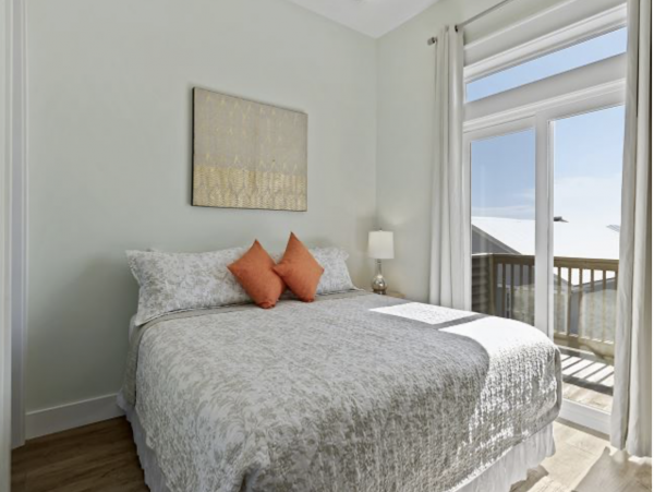 Navarre Beach Home Overlooking Santa Rosa Sound