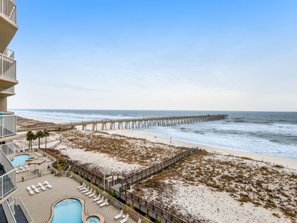 Luxury Oceanfront Condo 3-Bedroom with Stunning Views