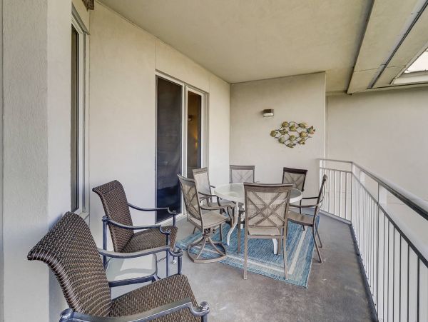 Gorgeous 4 Bedroom Condo Full Ocean View Sleeps 10