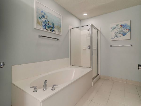 Gorgeous 4 Bedroom Condo Full Ocean View Sleeps 10