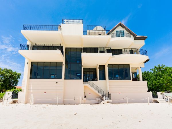 Oceanfront Cayman Island Vacation Home Five Bedroom