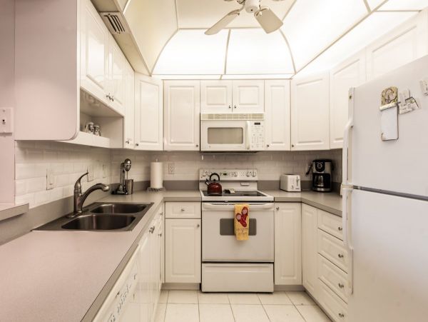 Marco Island Two Bedroom Refined Coastal Getaway