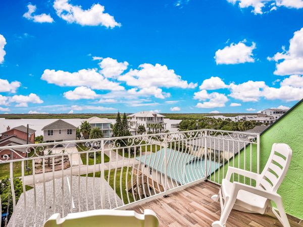 New Smyrna Beach Home 1026317