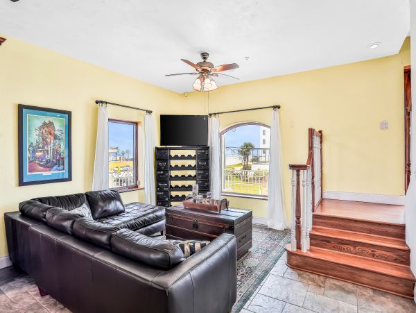 New Smyrna Beach Home 1026317