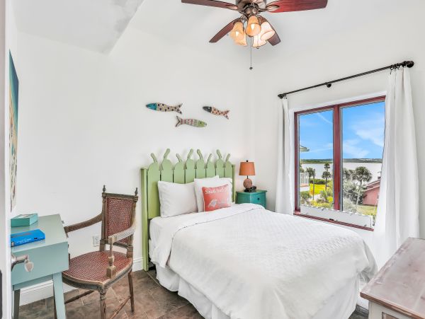New Smyrna Beach Home 1026317