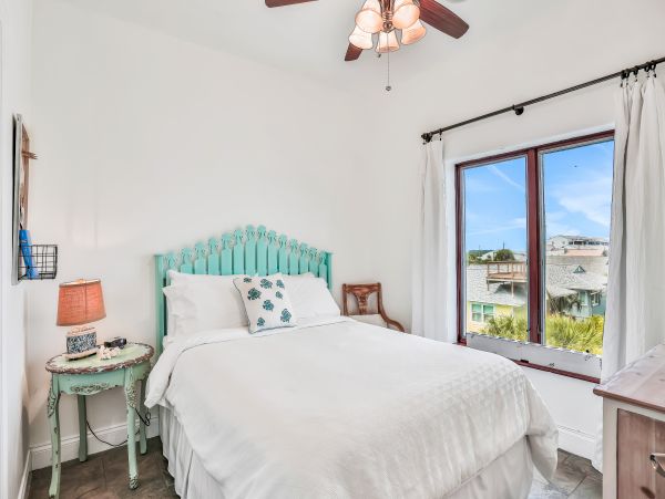 New Smyrna Beach Home 1026317