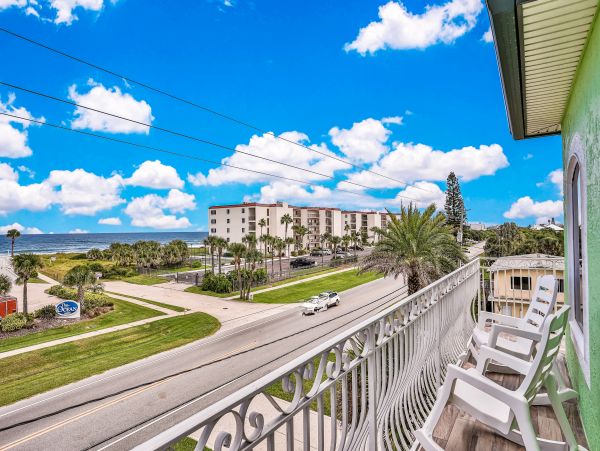 New Smyrna Beach Home 1026317