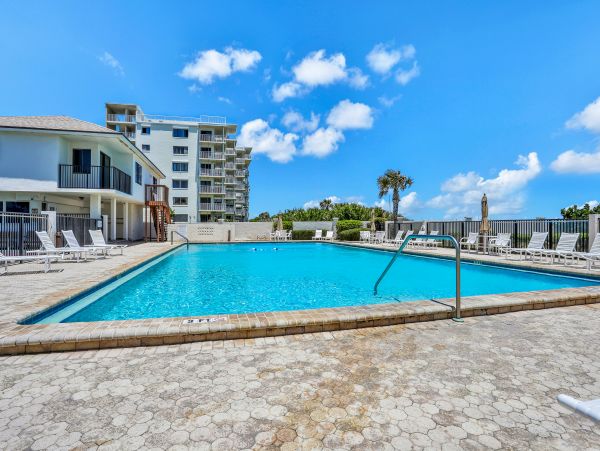 New Smyrna Beach Home 1026324