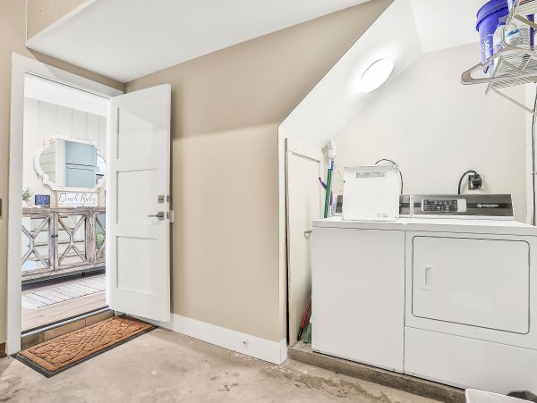 New Smyrna Beach Home 1026326