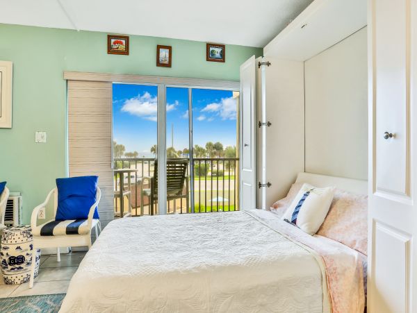 New Smyrna Beach Home 1026327
