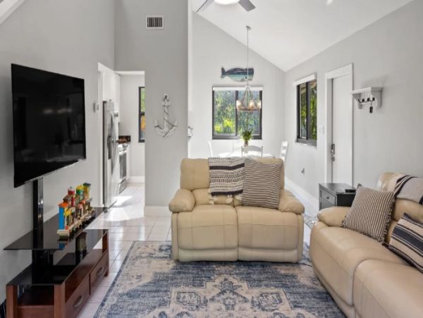 Sanibel Three Bedroom Duplex in Golf Community