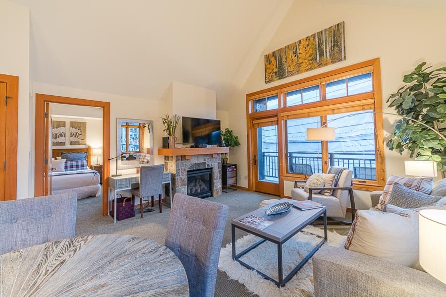 Luxurious Vacation Condo in Snowmass with Amazing Amenities