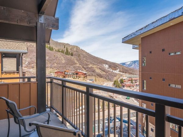 Luxurious Vacation Condo in Snowmass with Amazing Amenities