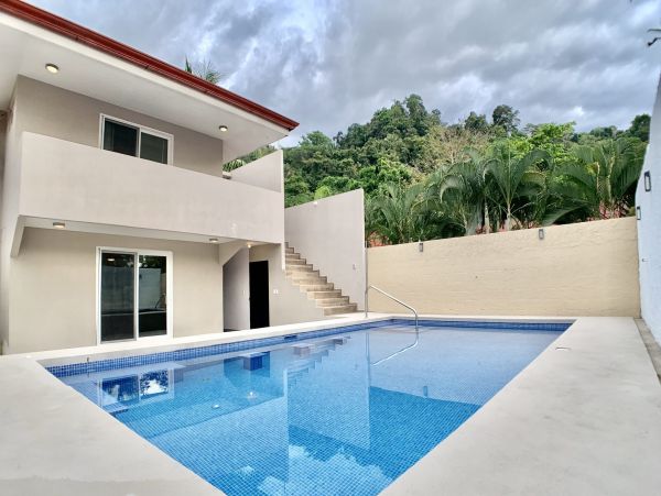 Five Bedroom Rental Home Steps From the Beach in Jaco