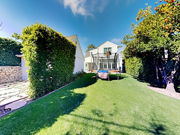 Los Angeles Home 1026400