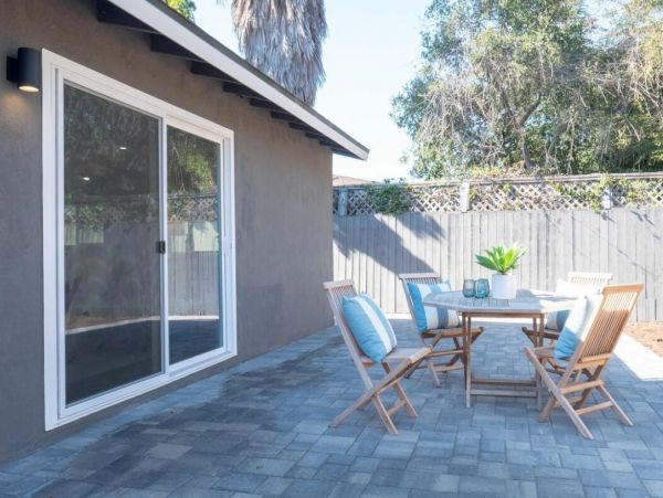 Santa Barbara Three Bedroom Walk to the Beach Vacation Home