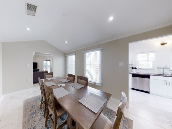 Los Angeles Home 1026402