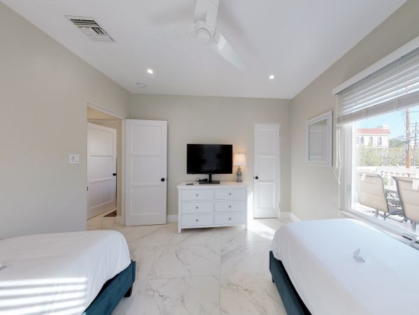 Los Angeles Home 1026402
