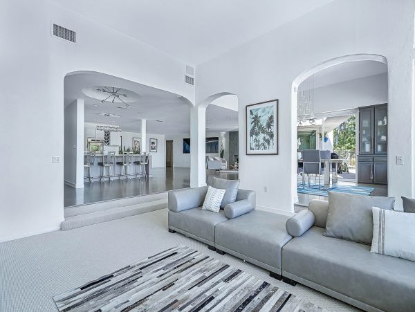Los Angeles Home 1026403