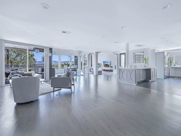 Los Angeles Home 1026403