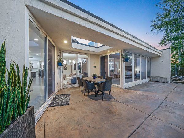 Los Angeles Home 1026403