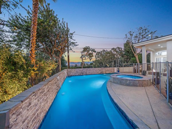 Los Angeles Home 1026403