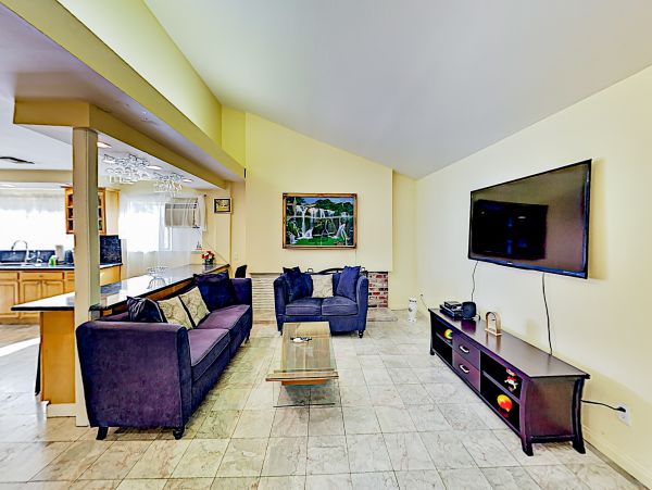 Los Angeles Home 1026405