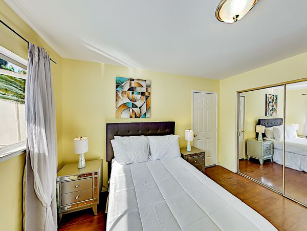 Los Angeles Home 1026405