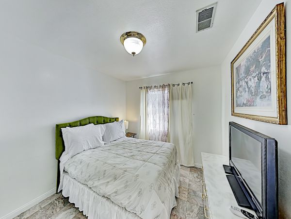 Los Angeles Home 1026405