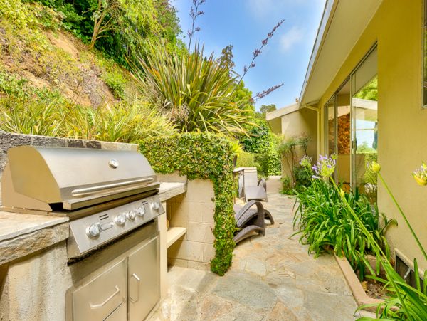 Los Angeles Three bedroom Luxury Home With Private Pool and Hot Tub