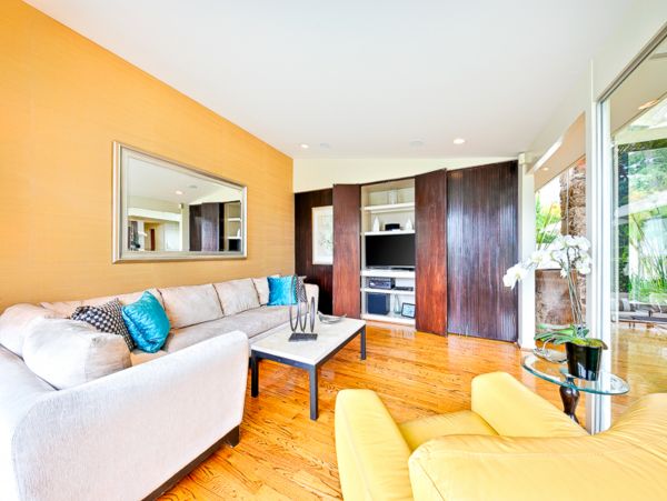 Los Angeles Three bedroom Luxury Home With Private Pool and Hot Tub