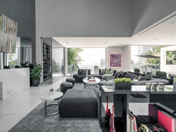 Los Angeles Home 1026410