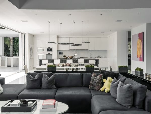 Los Angeles Home 1026410