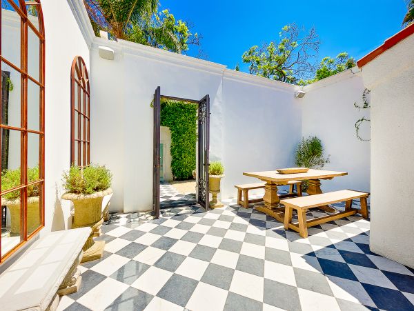 Los Angeles Home 1026411