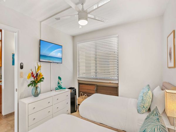 Ocean Views Kahana Vacation Condo Two Bedroom
