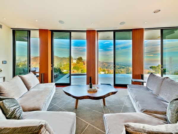 Los Angeles Home 1026420