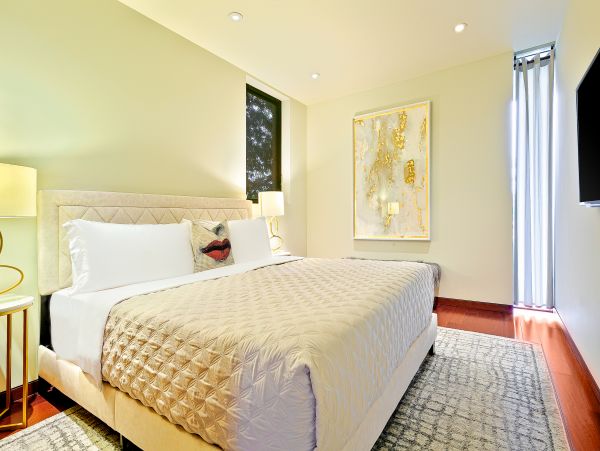Los Angeles Home 1026420