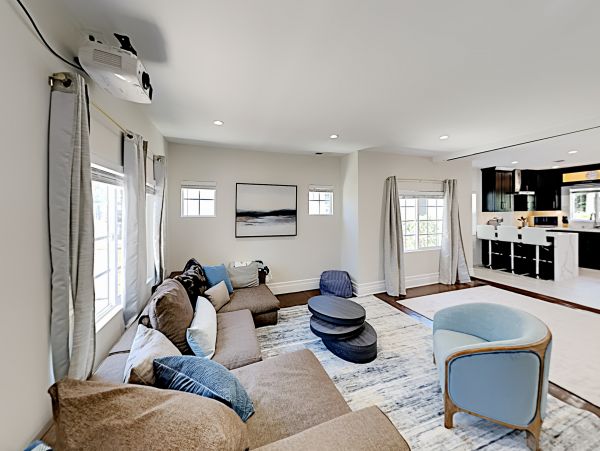 Los Angeles Home 1026422