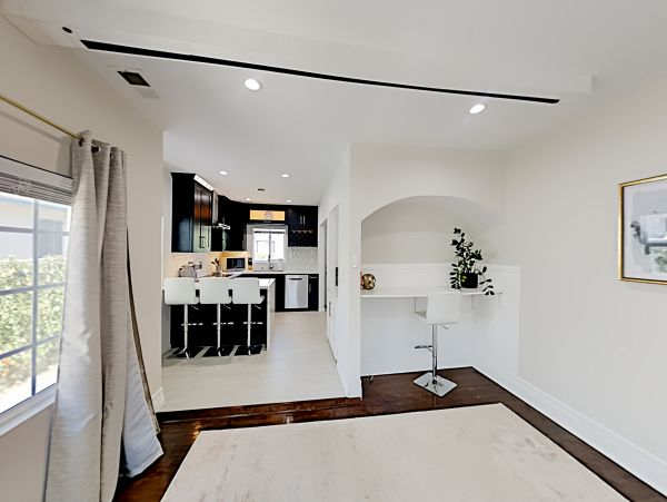 Los Angeles Home 1026422