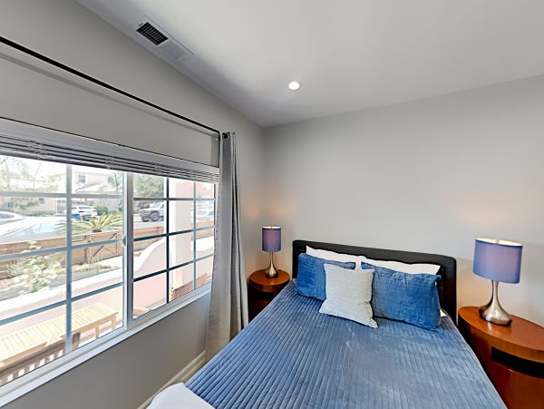 Los Angeles Home 1026422
