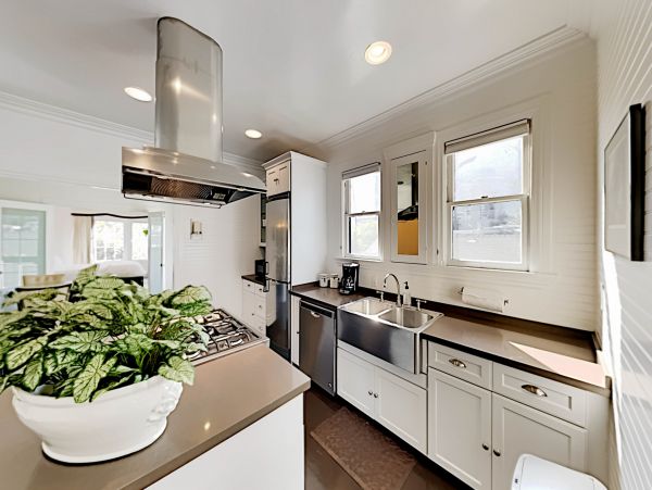 Los Angeles Home 1026429