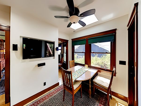 Los Angeles Home 1026430