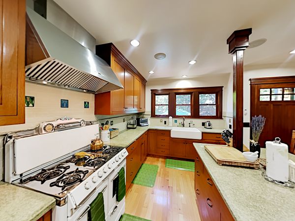 Los Angeles Home 1026430