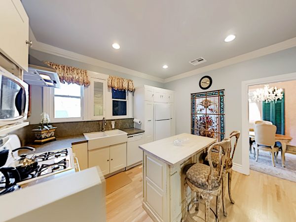 Los Angeles Home 1026432