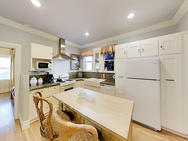 Los Angeles Home 1026432