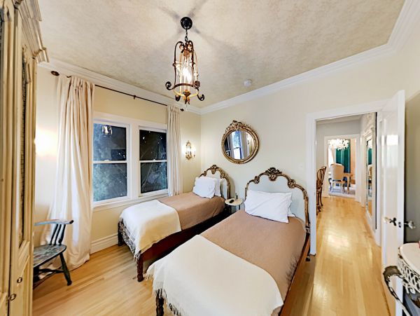 Los Angeles Home 1026432