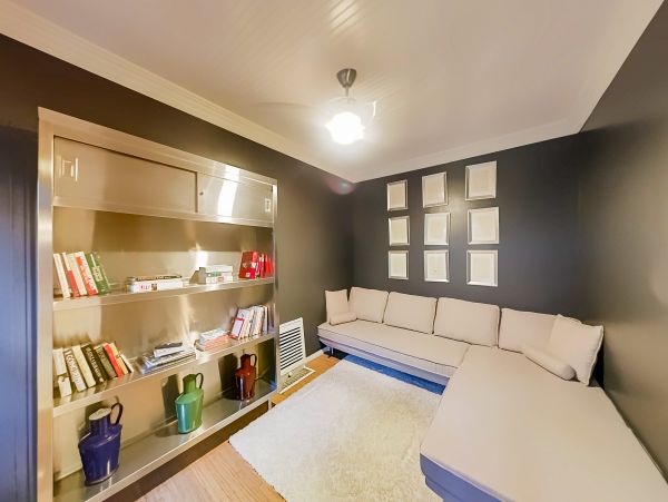 Los Angeles Home 1026433